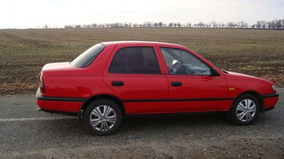 Автостекла Nissan Sunny N14 c установкой в Москве